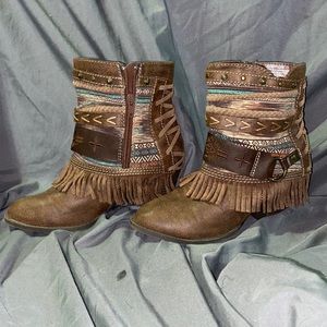Jellypop Addison Western Fringe Boots size 7